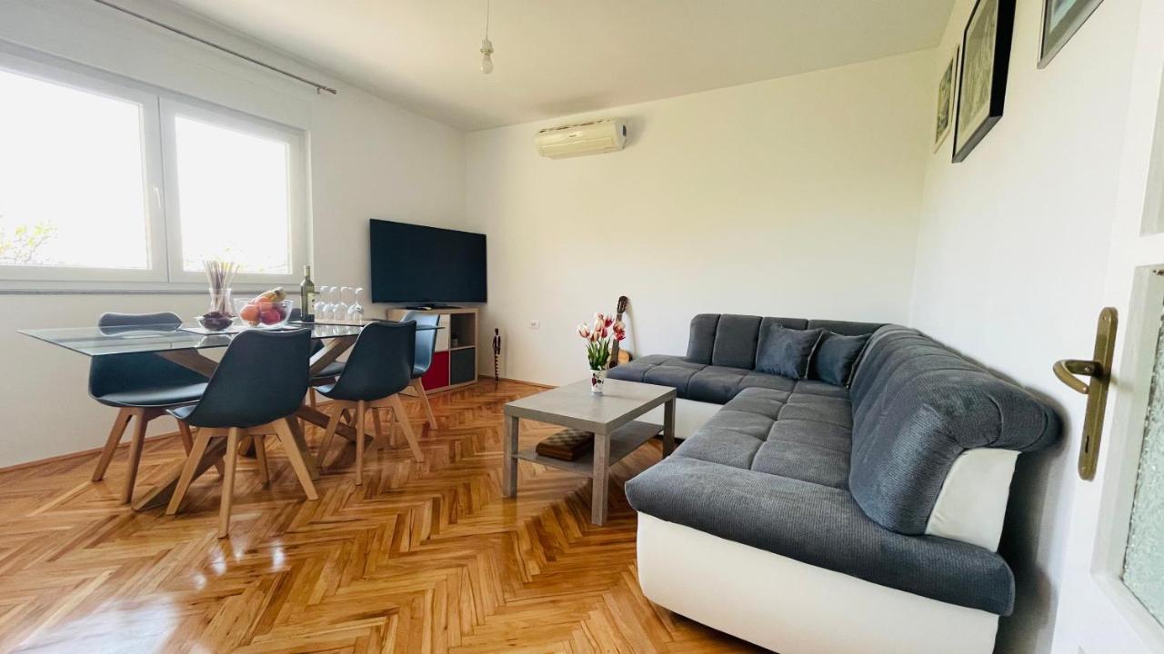 Apartment Iva Rijeka Exteriör bild