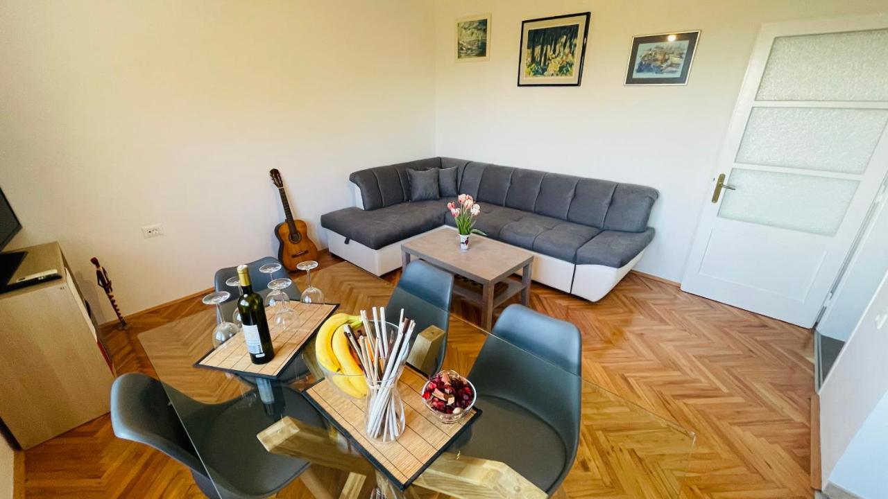 Apartment Iva Rijeka Exteriör bild