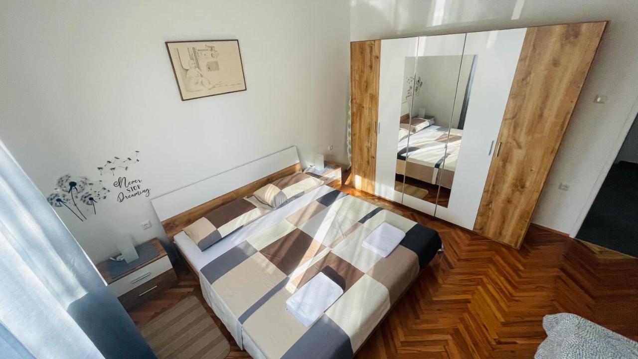 Apartment Iva Rijeka Exteriör bild